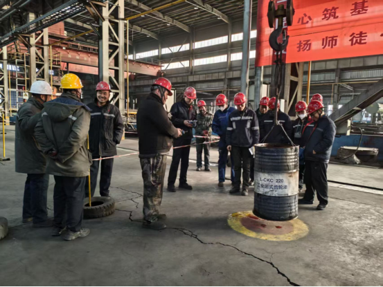 匠心筑根基 赛场竞风流——宁平炭素公司焙烧车间师带徒技术大比武圆满落幕